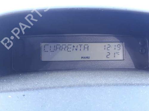 Used Display monitor RENAULT MEGANE II Estate (KM0/1_) 1.6 16V (112 hp) 12839327