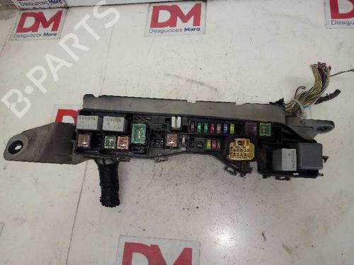Fuse box TOYOTA AVENSIS Saloon (_T25_) 2.0 D-4D (CDT250_, CDT250R) | BP12645074E1 