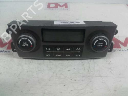 Used Climate control KIA SORENTO I (JC) 2.5 CRDi 4WD (140 hp) 14134661