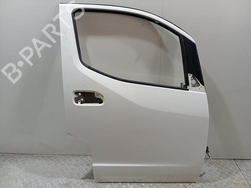 right-front-door-nissan-nv200-evalia-bus-2010-30596682 main image