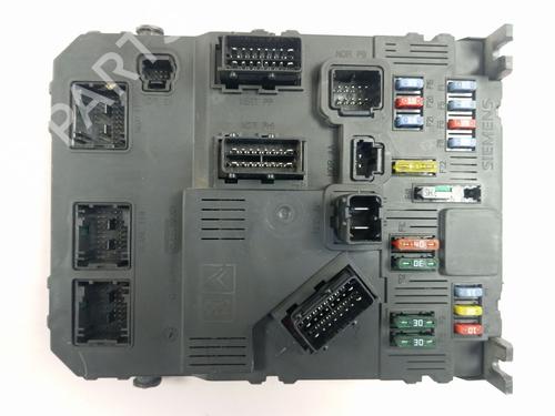 Used Fuse box Fuse box 36991237 36991237