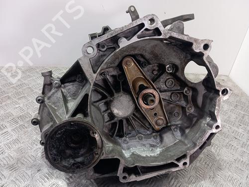 Używane Skrzynia biegów VW GOLF V (1K1) [2003-2010]  28075739