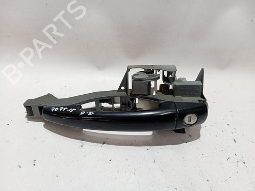 Used Front left exterior door handle Front left exterior door handle 37486679 37486679