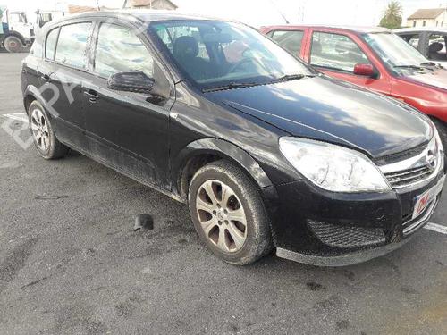 Fuse box OPEL ASTRA H (A04)  | BP16218863E1 