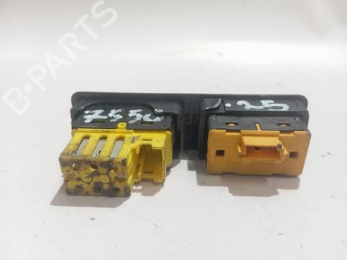 Switch BMW 3 Compact (E36) 316 i | BP30972480I30