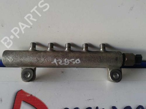 Used Injection rail NISSAN ALMERA TINO (V10) [1998-2006]  12641838