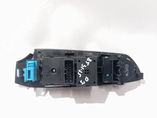 Left front window switch CHEVROLET TRAX | BP35949779I27 - Image 2
