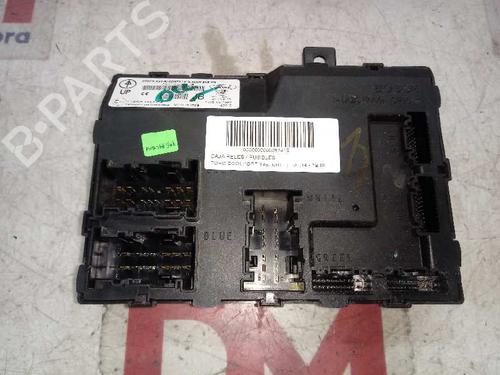 Used Fuse box FORD ECOSPORT 1.5 TDCi (90 hp) 12654943