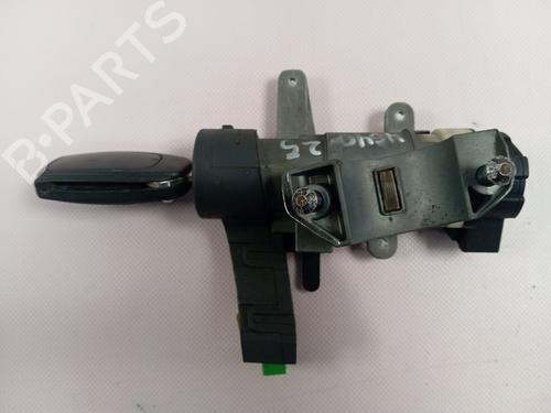 Elektronisk modul VOLVO S60 I (384) 2.4 D (163 hp) 31045375