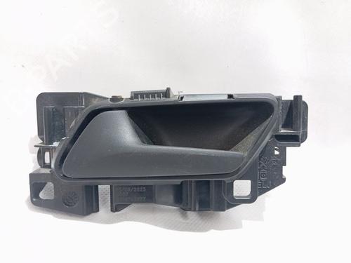 Used Front left interior door handle Front left interior door handle 37425347 37425347