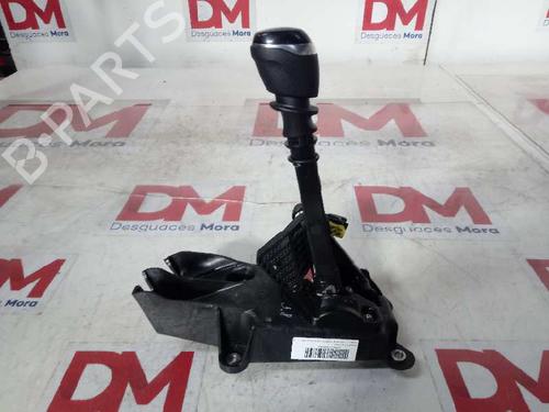 Gear lever RENAULT MEGANE IV Hatchback (B9A/M/N_) 1.5 dCi 110 (B9A3) | BP12670106M90 