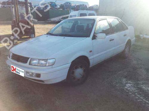 Left taillight VW PASSAT B3/B4 (3A2, 35I) 2.0 | BP12835584C34 