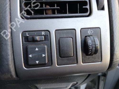 Left front door TOYOTA AVENSIS (_T22_) 1.8 VVT-i (ZZT221_, ZZT221R) | BP29536105C2 