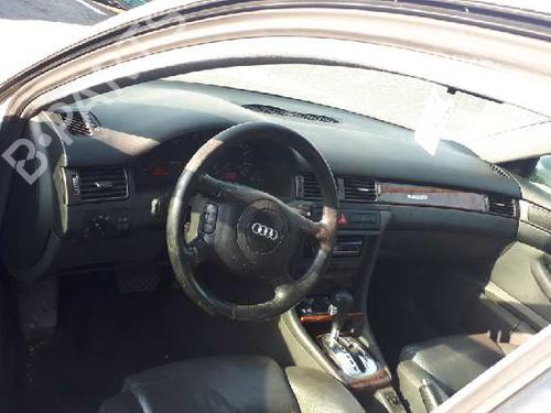 Right front fog light AUDI A6 C5 Avant (4B5, 4B6) 2.5 TDI | BP30370332C31