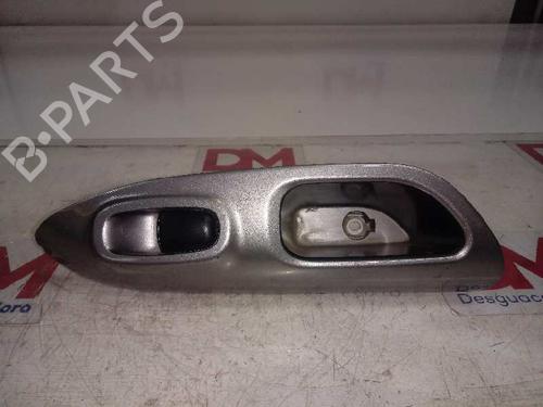 Right rear window switch NISSAN JUKE (F15) | BP12836366I28