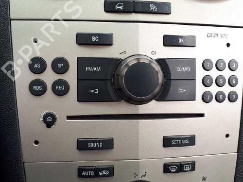Used Radio OPEL CORSA D (S07) 1.2 (L08, L68) (80 hp) 12668944