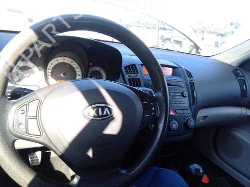 Right front window switch KIA CEE'D Hatchback (ED) | BP30372628I26