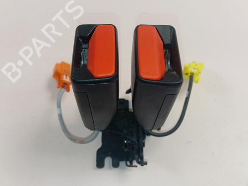 Used Rear center seatbelt Rear center seatbelt LYNK & CO 01 PHEV (261 hp) 36017677 36017677