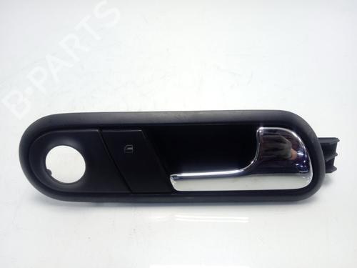 Høyre foran invendig håndtak SEAT CORDOBA (6L2) 1.9 SDI (64 hp) 16959989