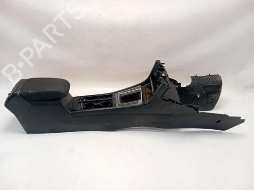 Used Armrest / Center console Armrest / Center console VW GOLF VII (5G1, BQ1, BE1, BE2) [2012-2021] 33411473 33411473