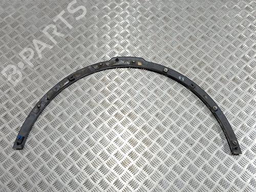 Front right wheel arch trim LAND ROVER DISCOVERY V (L462) 2.0 Td4 4x4 | BP20213083C135 