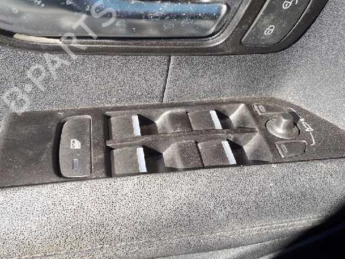 Used Left front window switch LAND ROVER RANGE ROVER EVOQUE (L538) [2011-2019]  12661490