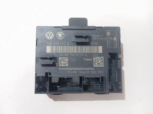 Used Electronic module SKODA SUPERB II (3T4) 2.0 TDI 16V (140 hp) 28424093