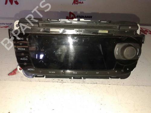 Used Radio SEAT IBIZA IV SC (6J1, 6P5) [2008-2018]  12641916
