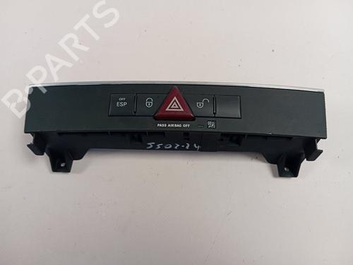 Used Warning switch MERCEDES-BENZ SLK (R171) 200 Kompressor (171.445) (184 hp) 21043737
