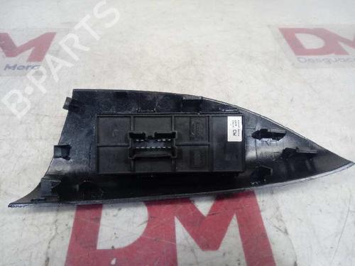 Right front window switch NISSAN JUKE (F15) | BP13479158I26