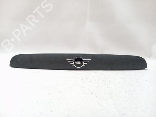 Used Tailgate handle MINI MINI (F56) One (102 hp) 30374911