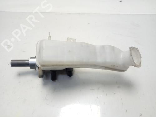 Used Brake master cylinder HYUNDAI KONA (OS, OSE, OSI) EV (136 hp) 15355270