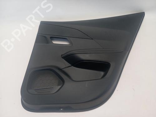 Høyre bakpanel Høyre bakpanel PEUGEOT 2008 II (UD_, US_, UY_, UJ_, UR_, UC_) [2019-2026] 37403028 37403028