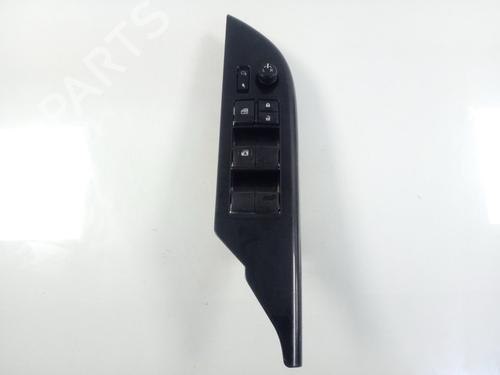Used Left front window switch TOYOTA HILUX VIII Pickup (_N1_) 2.4 D (GUN112_, GUN122_, GUN135_, GUN120_, GUN135R,... (150 hp) 18080989