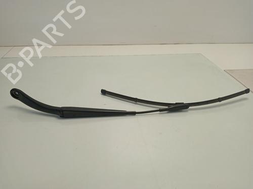Used Front windshield wiper arm MERCEDES-BENZ CLA Coupe (C117) [2013-2019]  16580322