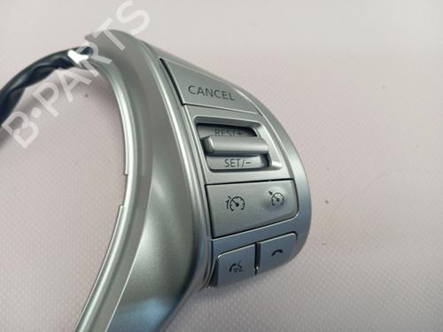 Steering wheel controls NISSAN NAVARA NP300 (D40) | BP32197741E15