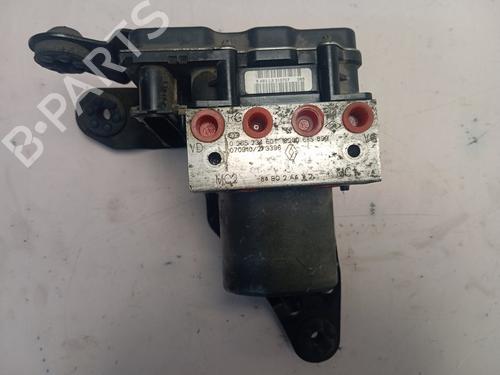 Used ABS pump RENAULT MEGANE II Coupé-Cabriolet (EM0/1_) [2003-2010]  28112168