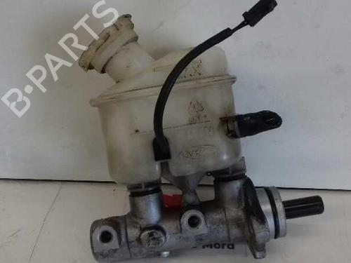 Used Brake master cylinder KIA CARENS III MPV (UN) 2.0 CRDi 140 (140 hp) 12646939