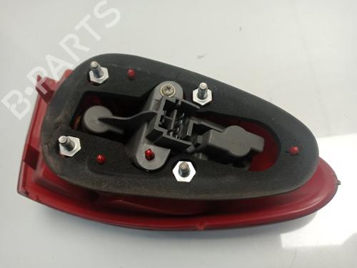 Right taillight ALFA ROMEO 147 (937_) 1.9 JTD (937.AXF1A, 937.BXF1A) | BP17362673C35 
