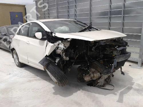 Armrest / Center console HYUNDAI i30 (GD)  | BP12640545I20 