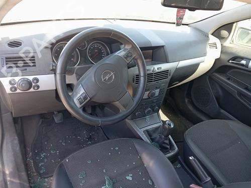 Front bumper OPEL ASTRA H GTC (A04) 1.7 CDTi (L08) | BP32320970C7 