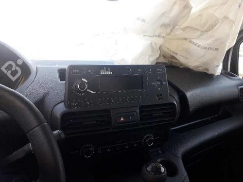 Used Radio PEUGEOT RIFTER 1.5 BlueHDi 100 (102 hp) 12668610