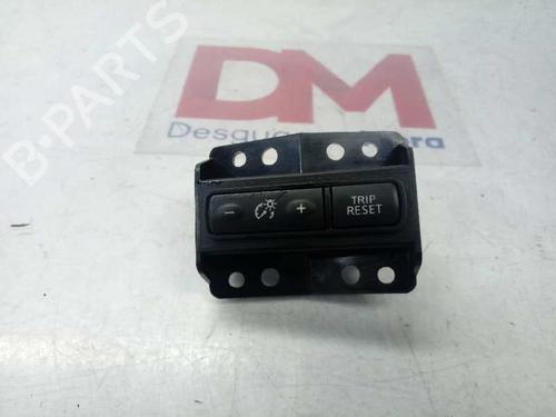 Used Switch NISSAN QASHQAI II (J11, J11_) [2013-2025]  30370567