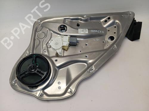 Elevalunas trasero derecho Elevalunas trasero derecho MERCEDES-BENZ C-CLASS (W204) C 220 CDI (204.008) (170 hp) 34715390 34715390