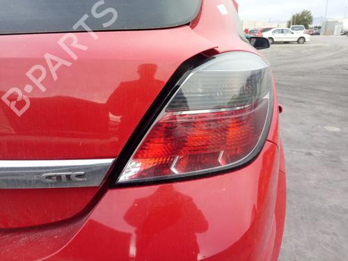Used Right taillight OPEL ASTRA H GTC (A04) [2005-2010]  13697383