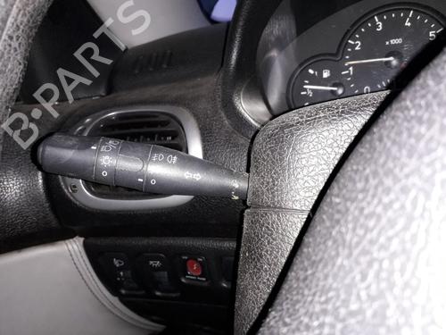 Used Headlight switch PEUGEOT 206 CC (2D) 1.6 16V (2DNFUF, 2DNFUR) (109 hp) 13241521