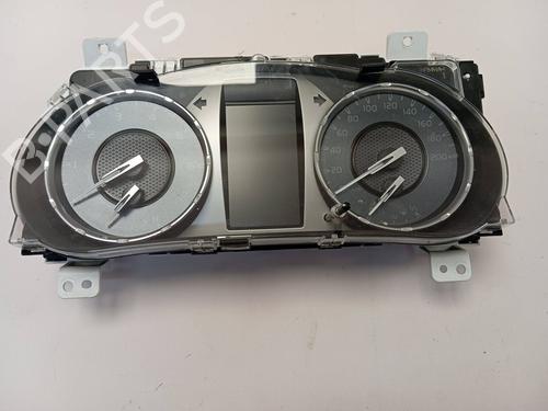Used Instrument cluster TOYOTA HILUX VIII Pickup (_N1_) [2015-2025]  22557756