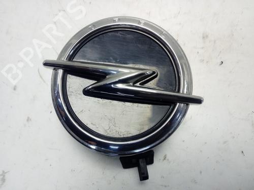 Used Tailgate handle OPEL CORSA F (P2JO) [2019-2025]  15231683