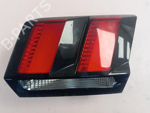 Used Right tailgate light Right tailgate light 31951506 31951506