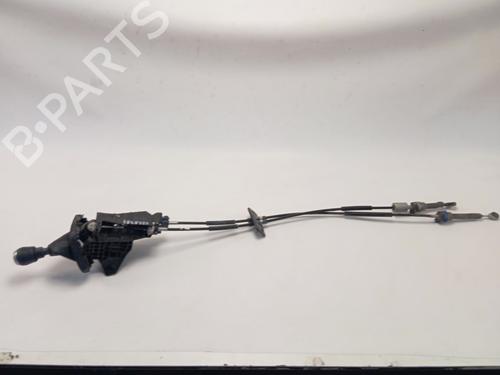 Used Gear lever Gear lever RENAULT TRAFIC III Bus (JG_) 2.0 dCi 150 (JGMU) (150 hp) 40128884 40128884